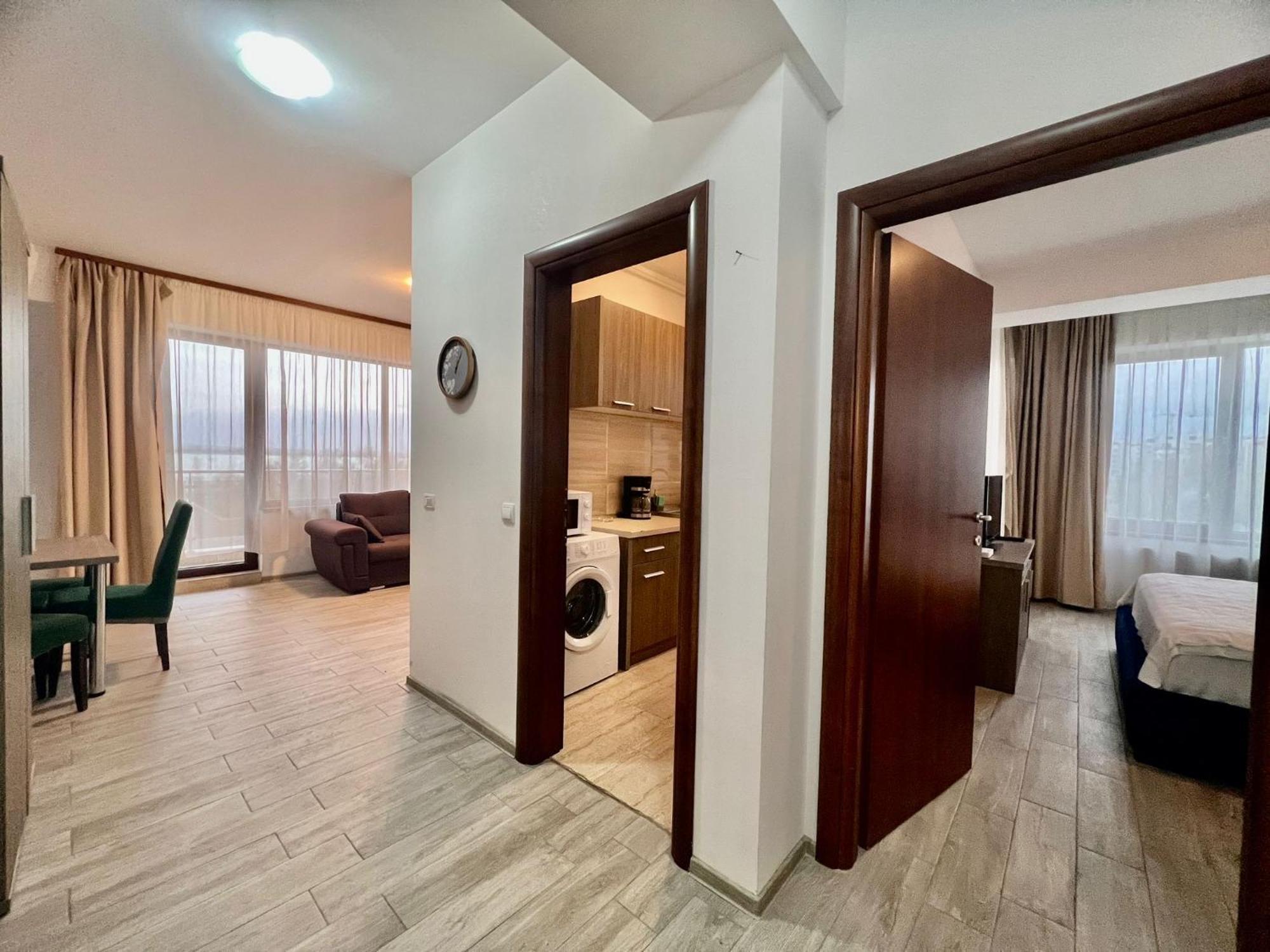 Summerland Apartmants Mamaia Nord Apartment Exterior photo